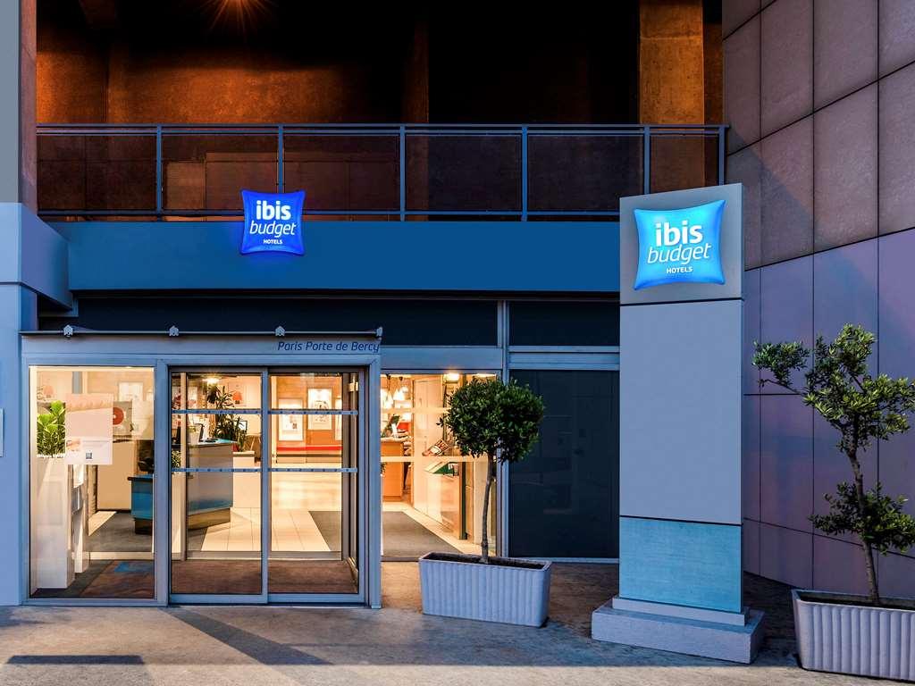 Ibis Paris Porte De Bercy Charenton-le-Pont Eksteriør billede