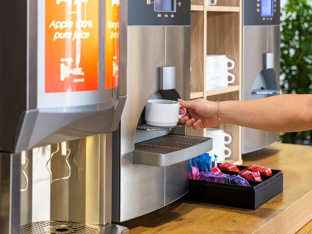 Ibis Paris Porte De Bercy Charenton-le-Pont Eksteriør billede