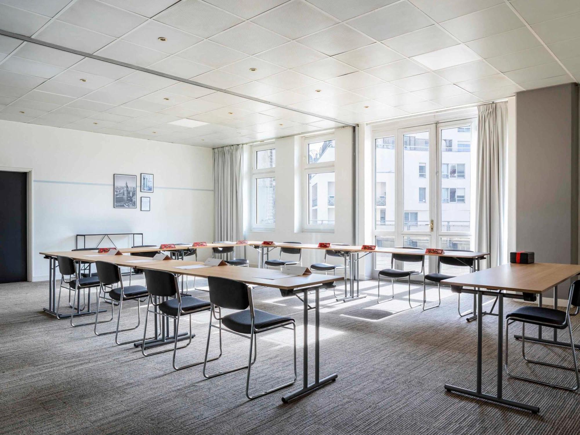 Ibis Paris Porte De Bercy Charenton-le-Pont Eksteriør billede