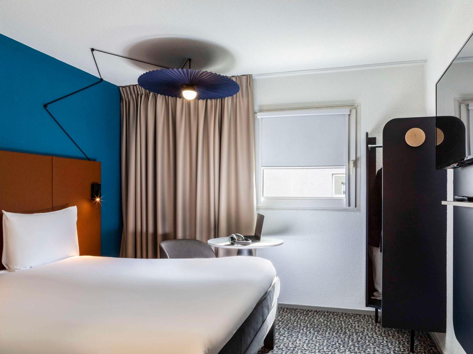 Ibis Paris Porte De Bercy Charenton-le-Pont Eksteriør billede