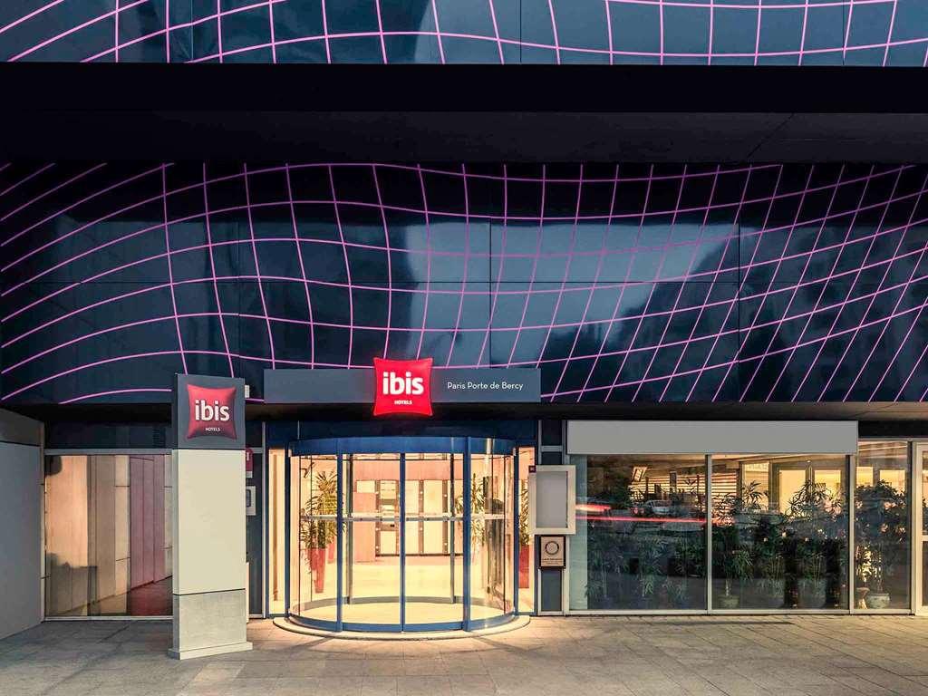 Ibis Paris Porte De Bercy Charenton-le-Pont Eksteriør billede